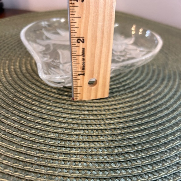 Vintage Crystal Glass Heart Shaped Dish With Design 6 Inch New with Tag in Place - Picture 7 of 7